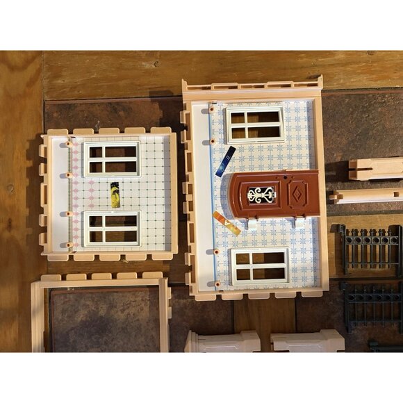 Playmobil Victorian Mansion 5300 Replacement Prts Fence Gate Walls Incomplete - Picture 8 of 8